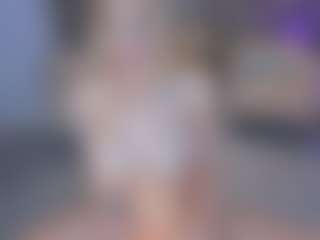 SQUIRTER DOLL's Live Sex Cam Show