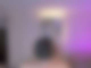 SQUIRTER DOLL's Live Sex Cam Show