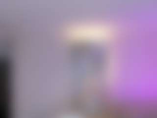 SQUIRTER DOLL's Live Sex Cam Show