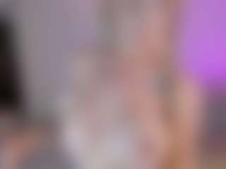 SQUIRTER DOLL's Live Sex Cam Show