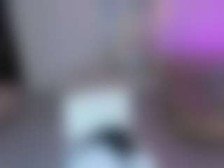 SQUIRTER DOLL's Live Sex Cam Show