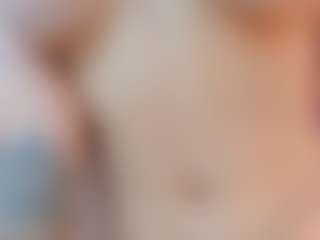 SQUIRTER DOLL's Live Sex Cam Show