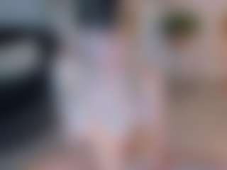 SQUIRTER DOLL's Live Sex Cam Show