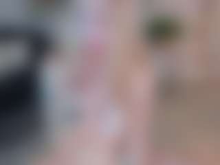 SQUIRTER DOLL's Live Sex Cam Show