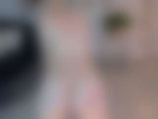 SQUIRTER DOLL's Live Sex Cam Show