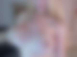 SQUIRTER DOLL's Live Sex Cam Show
