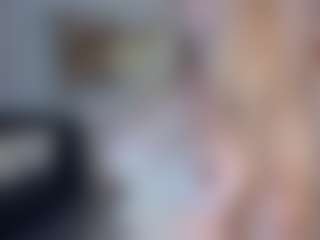 SQUIRTER DOLL's Live Sex Cam Show