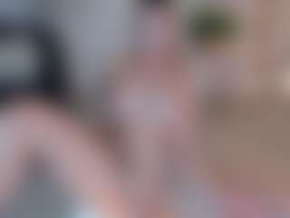 SQUIRTER DOLL's Live Sex Cam Show