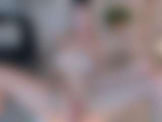 SQUIRTER DOLL's Live Sex Cam Show