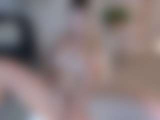 SQUIRTER DOLL's Live Sex Cam Show