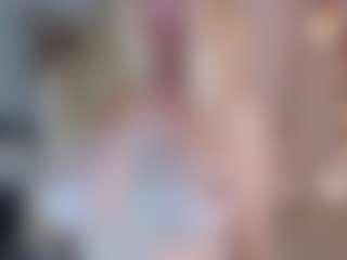 SQUIRTER DOLL's Live Sex Cam Show