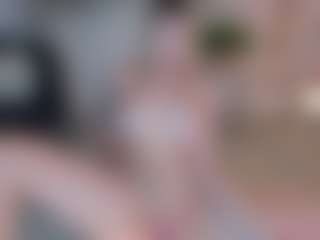 SQUIRTER DOLL's Live Sex Cam Show