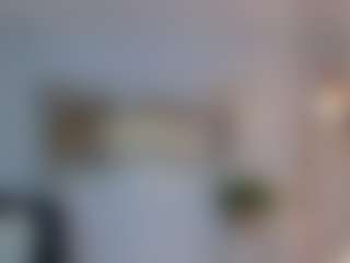 Live cam show with SQUIRTER DOLL - Orgasm on Latina Girls