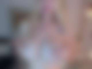 SQUIRTER DOLL's Live Sex Cam Show