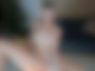 SQUIRTER DOLL's Live Sex Cam Show