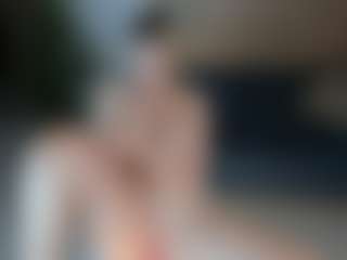SQUIRTER DOLL's Live Sex Cam Show