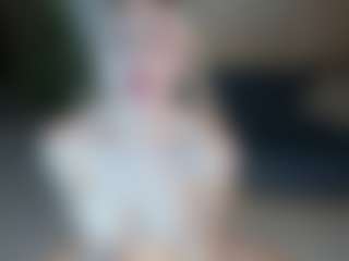 SQUIRTER DOLL's Live Sex Cam Show