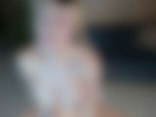 Live cam show with SQUIRTER DOLL - Blonde Hair on Camversity