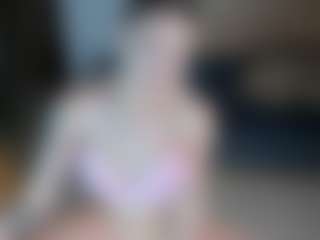 SQUIRTER DOLL's Live Sex Cam Show