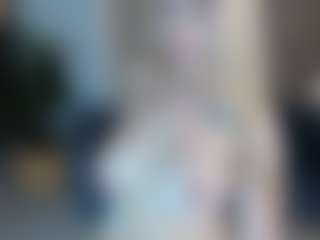 Live cam show with SQUIRTER DOLL - Living Room on camgirlchat.live