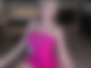 SQUIRTER DOLL's Live Sex Cam Show
