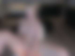 SQUIRTER DOLL's Live Sex Cam Show