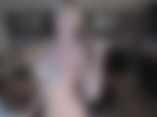 SQUIRTER DOLL's Live Sex Cam Show