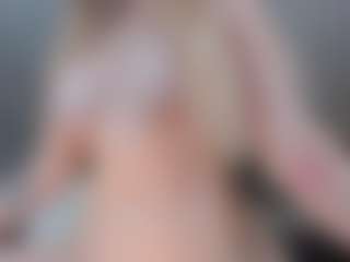 Live cam show with SQUIRTER DOLL - Big Tits on WildCum