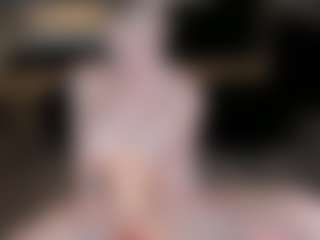 SQUIRTER DOLL's Live Sex Cam Show