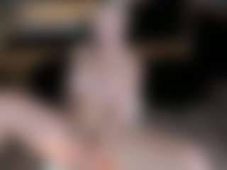 SQUIRTER DOLL's Live Sex Cam Show