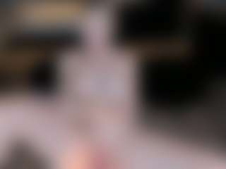 SQUIRTER DOLL's Live Sex Cam Show