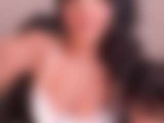 Live cam show with NinaMichelleX - Deepthroat on Camsoda