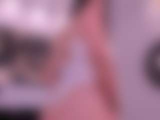 Live cam show with NinaMichelleX - Bikini on hornycams.live