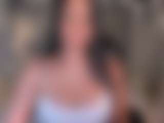 Show en direct avec NinaMichelleX - Handjob sur Camsoda
