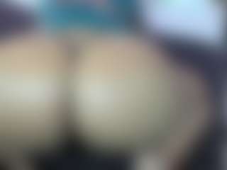 Live cam show with Victoria-Rouse - Ass Clapping on Cam Slut