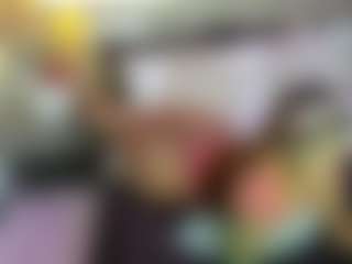 Live cam show with Victoria-Rouse - Brown Hair on Cam Slut