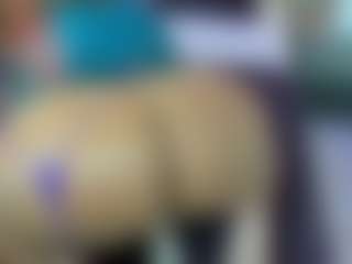 Live cam show with Victoria-Rouse - Colombia on fapnchat