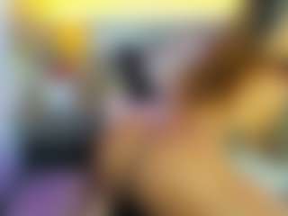 Live cam show with Victoria-Rouse - Asshole Curvy on Camsoda