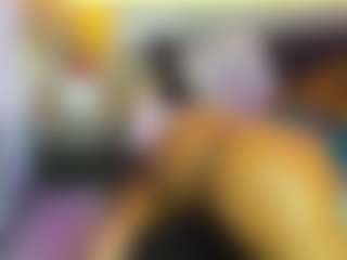 Live cam show with Victoria-Rouse - Strip on sexylive.show
