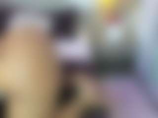 Live cam show with Victoria-Rouse - Colombia on CamClone