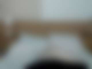 Live cam show with Victoria-Rouse - Colombia on Camsoda