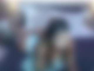 Live cam show with Victoria-Rouse - Curvy Latina on WildCum | colombia
