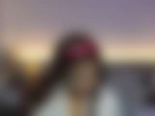 Live cam show with Victoria-Rouse - Oil on AdultVida.com