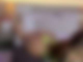 Live cam show with Victoria-Rouse - Colombia on Fit Hotties