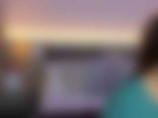 Live cam show with Victoria-Rouse - Oil on Camsoda
