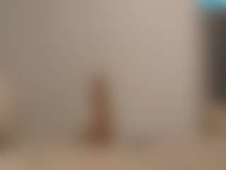 Live cam show with lana - College Curvy on Camsoda