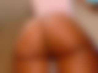 Live cam show with lana - Fingers on Uber Horny