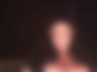 Live cam show with VivienLe - Tittyfuck on livesuperchat.net