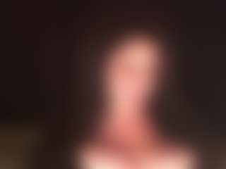 Live cam show with VivienLe - Tight on Mixed Magazine Live