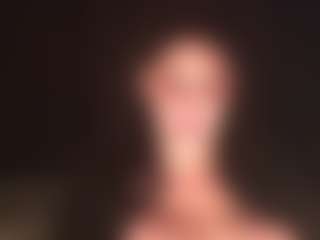 Live cam show with VivienLe - Slave on LiveSexCams6